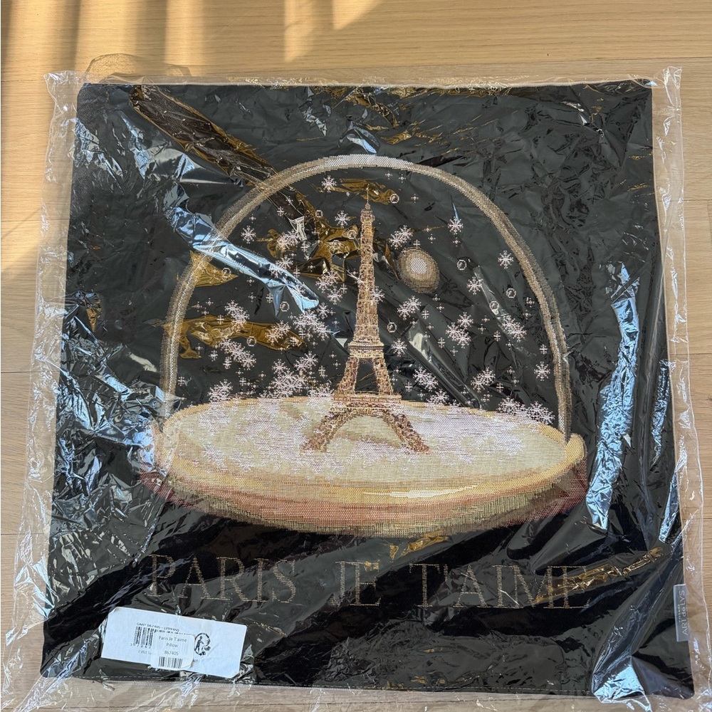 New/unopened Art de Lys black/gold embroidered pillow and insert (19x19 inches)